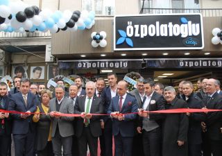 Akhisar Özpolatoğlu açılışı